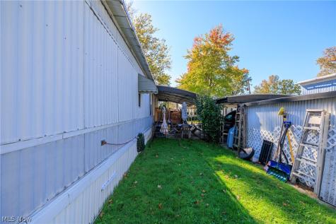 14 Van Ess Drive Olmsted Twp OH 44138