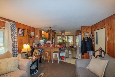14 Van Ess Drive Olmsted Twp OH 44138