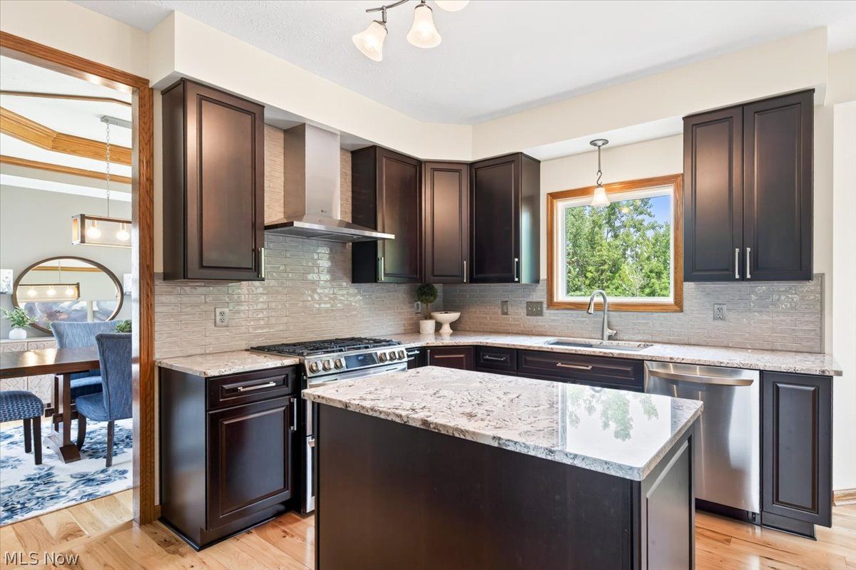 5147 Pinckneya Drive North Royalton OH 44133
