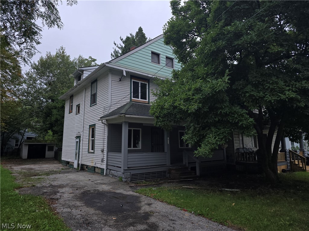 3952 E 74th Street Cleveland OH 44105