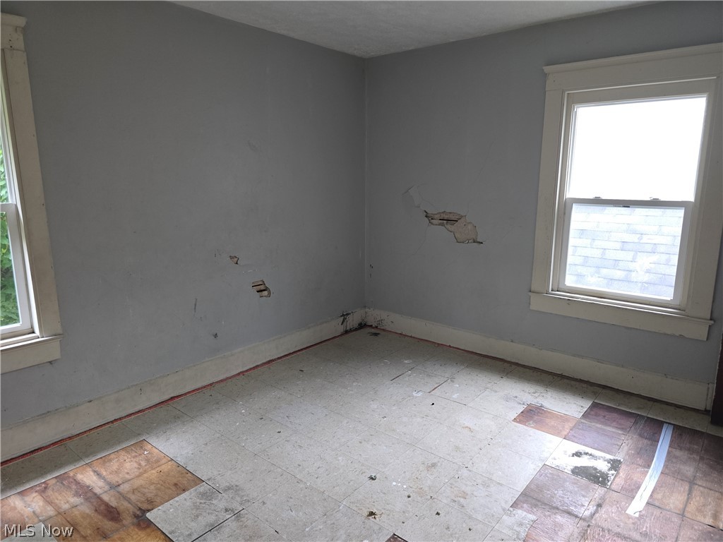 3952 E 74th Street Cleveland OH 44105