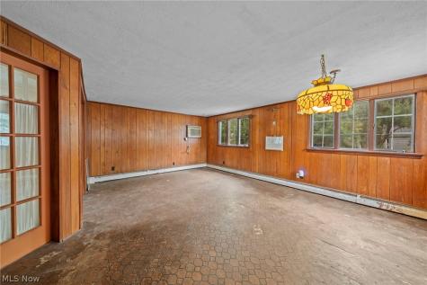 19264 N Sagamore Road Fairview Park OH 44126