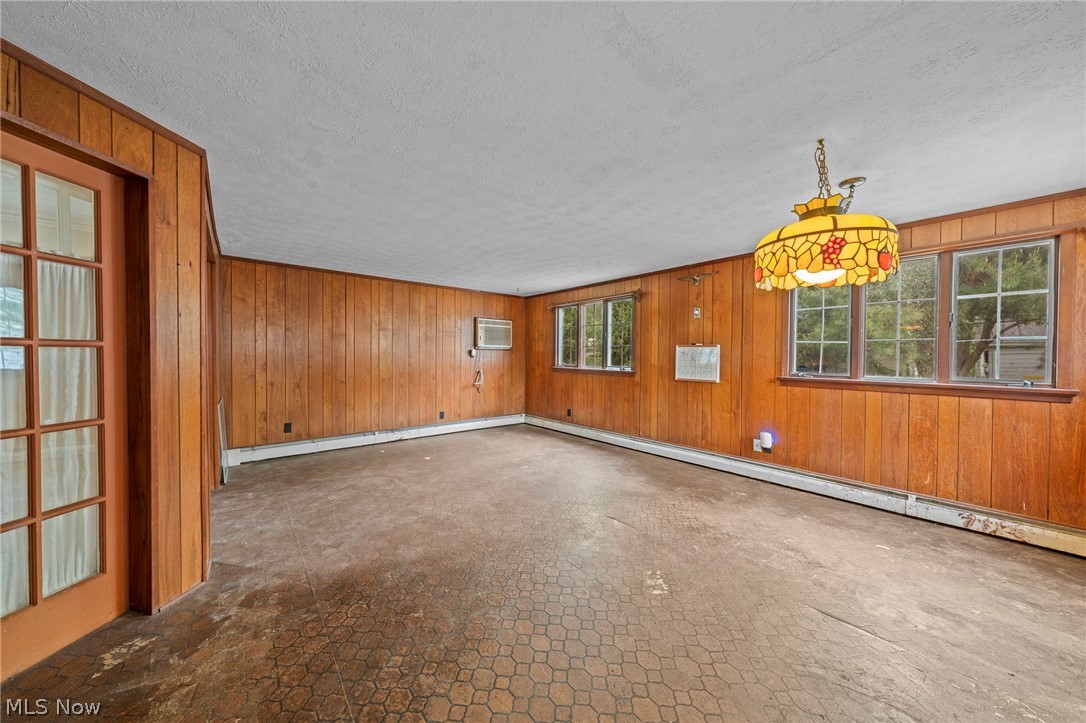19264 N Sagamore Road Fairview Park OH 44126