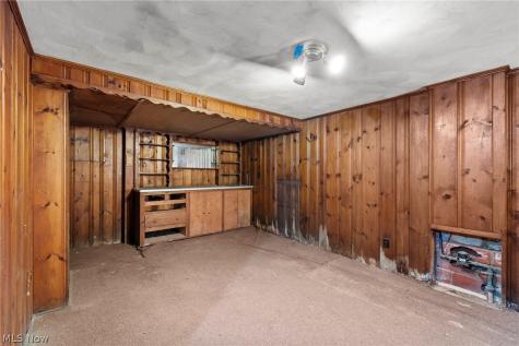 19264 N Sagamore Road Fairview Park OH 44126