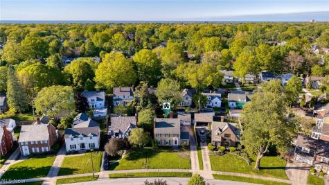 19264 N Sagamore Road Fairview Park OH 44126