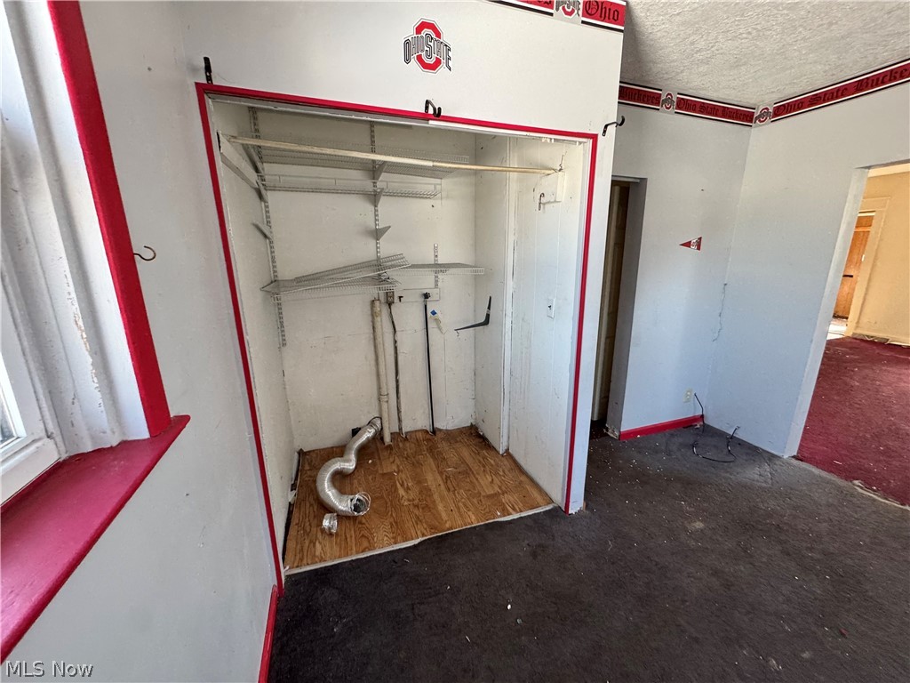 27 Wilson Avenue Niles OH 44446