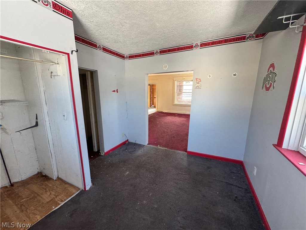27 Wilson Avenue Niles OH 44446