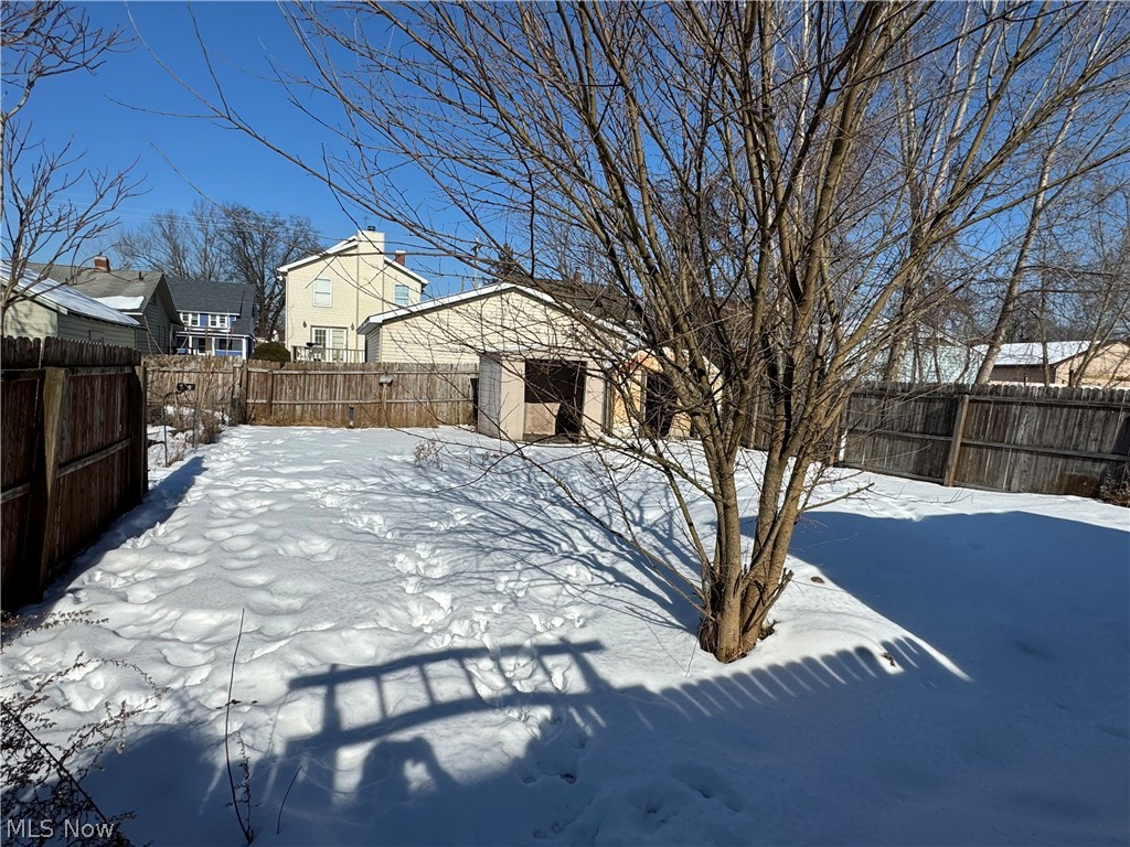 27 Wilson Avenue Niles OH 44446