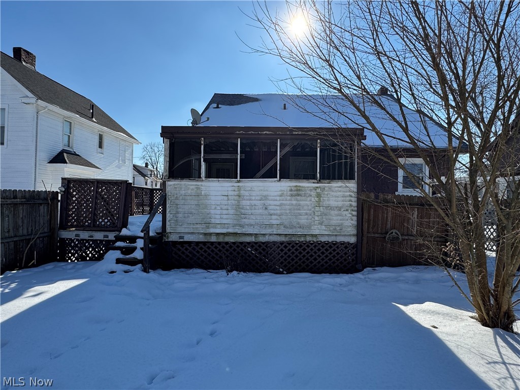27 Wilson Avenue Niles OH 44446