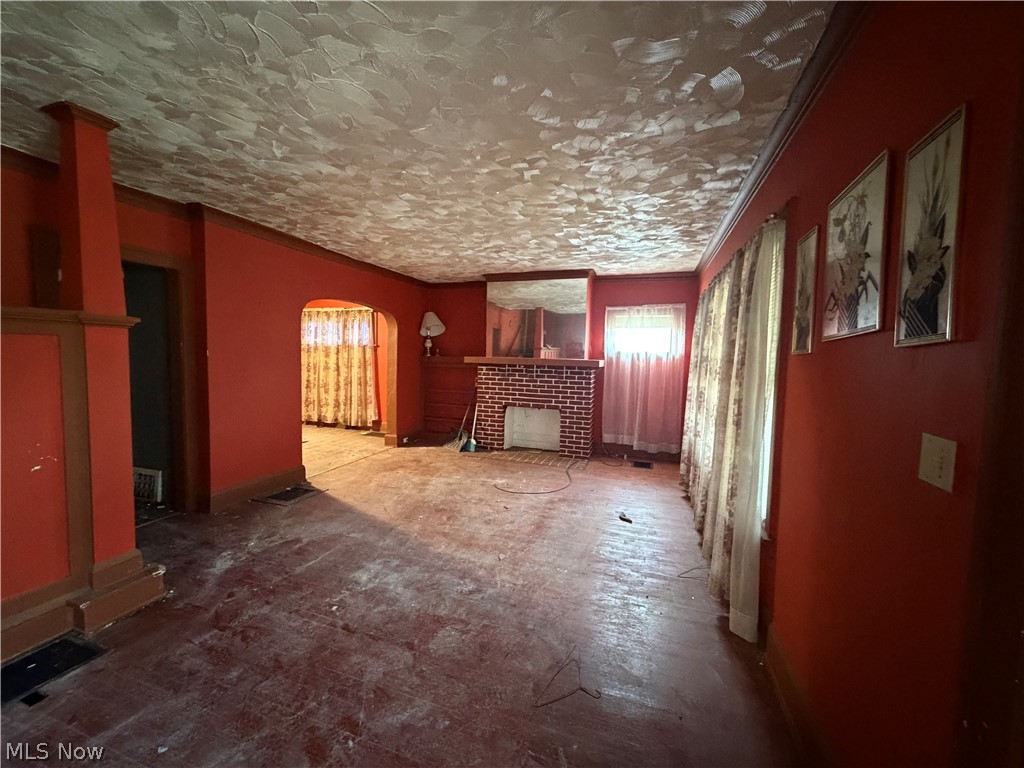 13708 Garden Road East Cleveland OH 44112