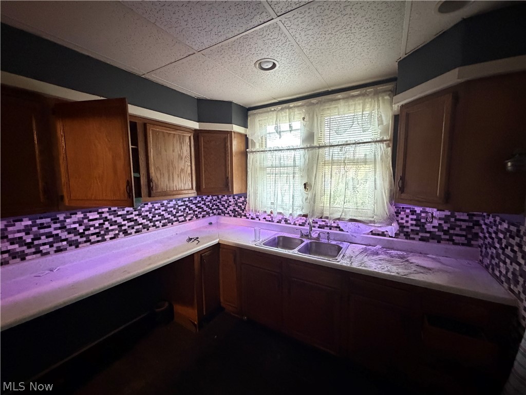 13708 Garden Road East Cleveland OH 44112