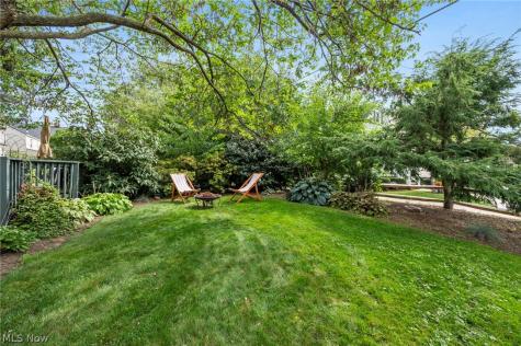 14305 Delaware Avenue Lakewood OH 44107