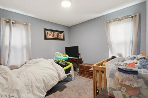 655 E 266th Street Euclid OH 44132
