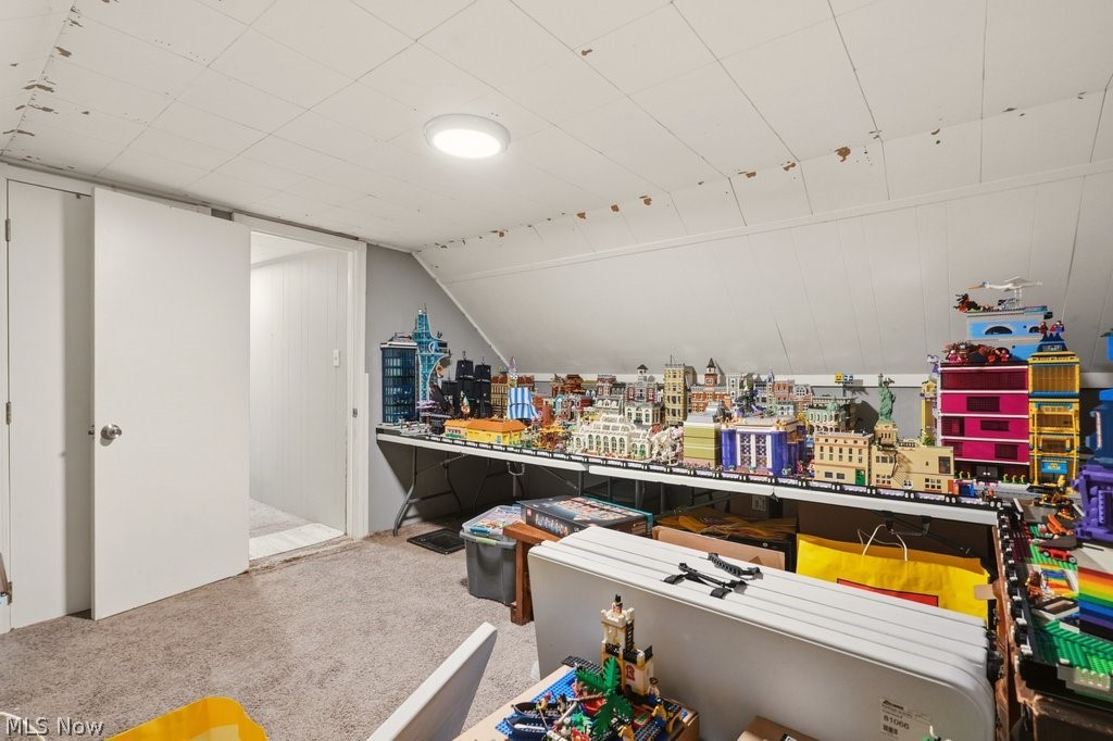 655 E 266th Street Euclid OH 44132