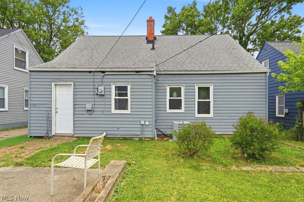 655 E 266th Street Euclid OH 44132