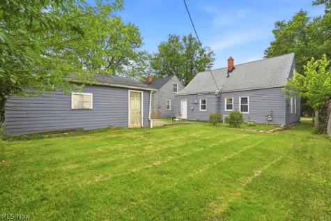 655 E 266th Street Euclid OH 44132