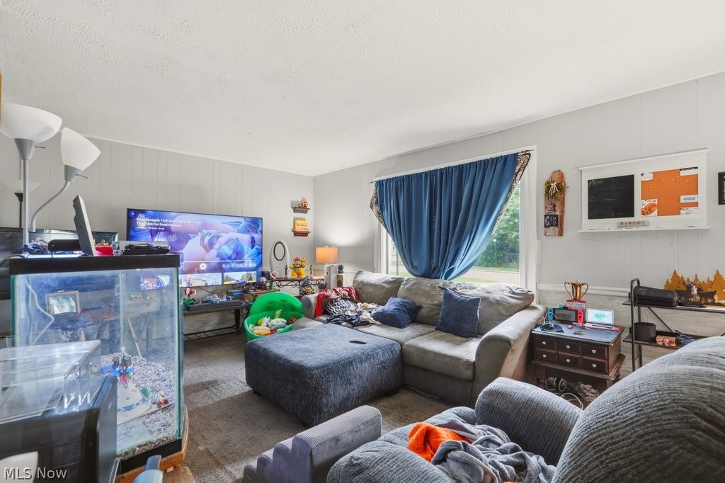 655 E 266th Street Euclid OH 44132