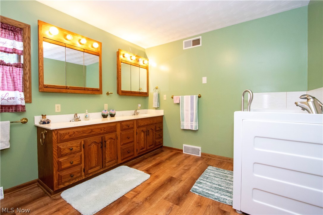 6331 County Road 52 Big Prairie OH 44611