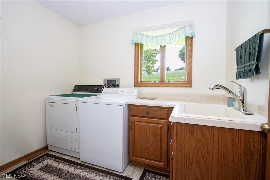 6331 County Road 52 Big Prairie OH 44611