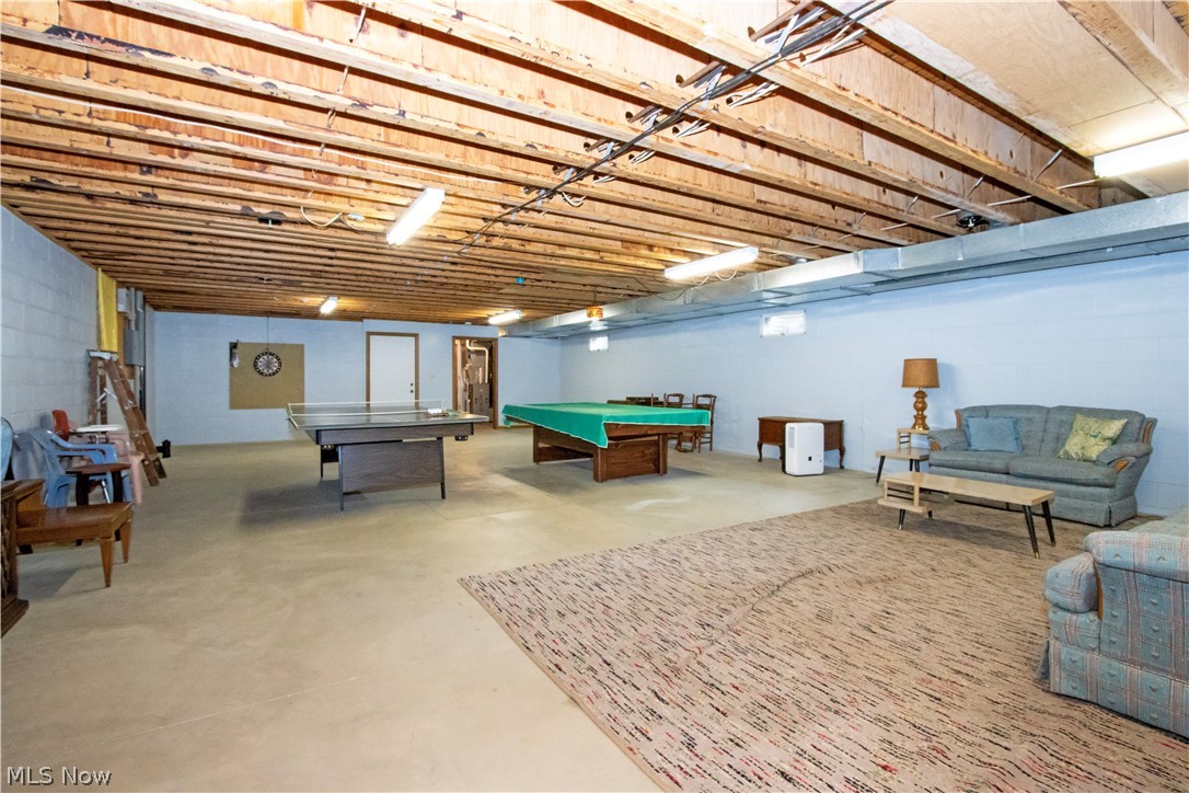 6331 County Road 52 Big Prairie OH 44611