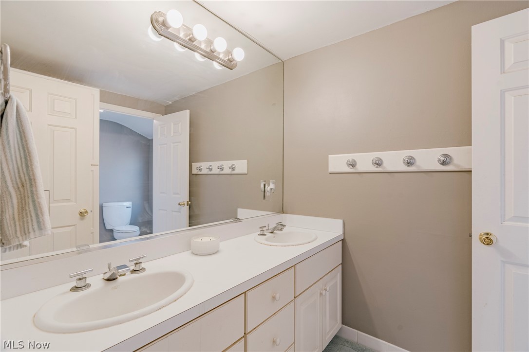 26301 Annesley Road Beachwood OH 44122