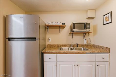26301 Annesley Road Beachwood OH 44122