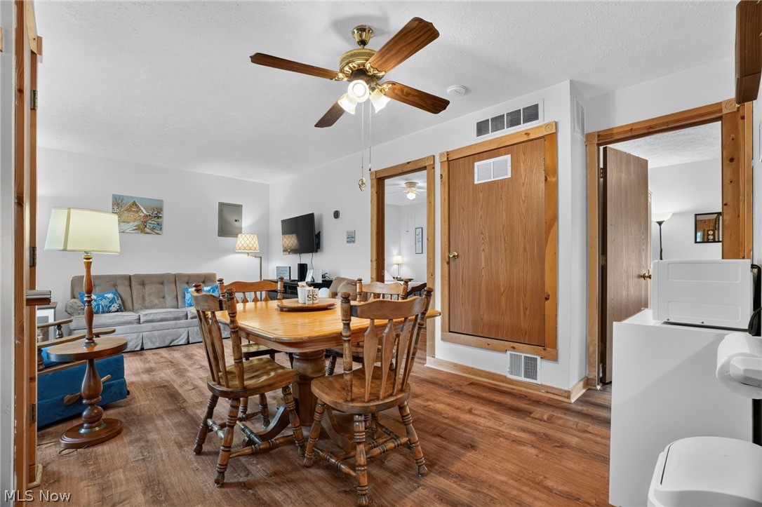 5158 University Drive Geneva OH 44041