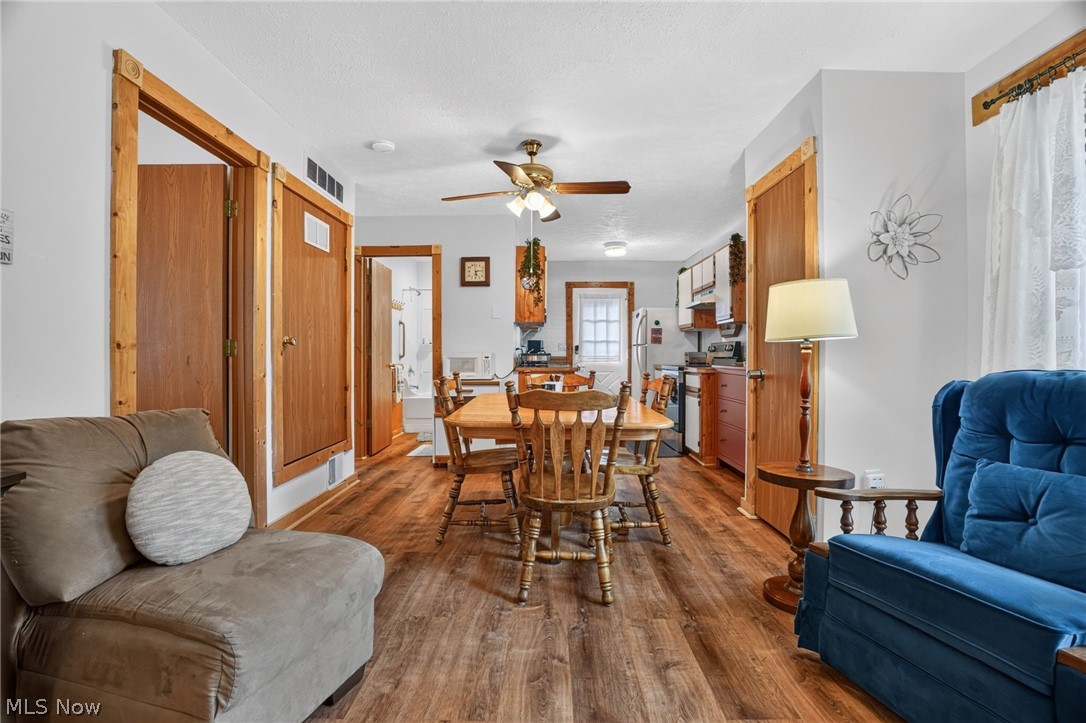 5158 University Drive Geneva OH 44041