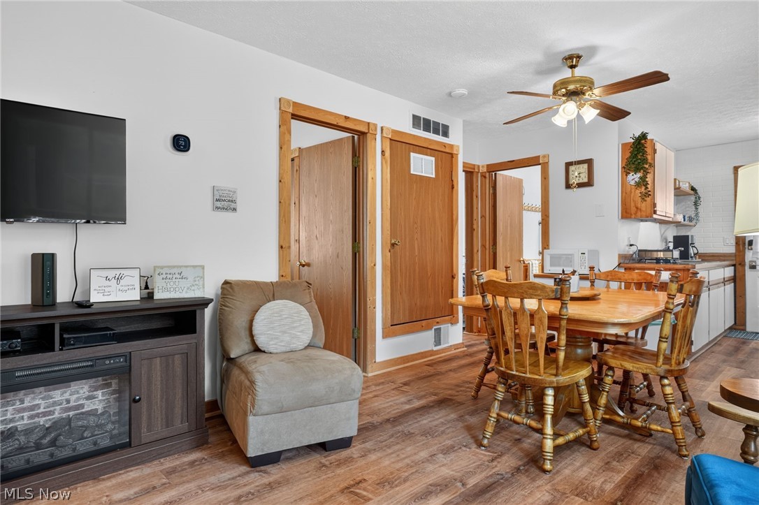 5158 University Drive Geneva OH 44041