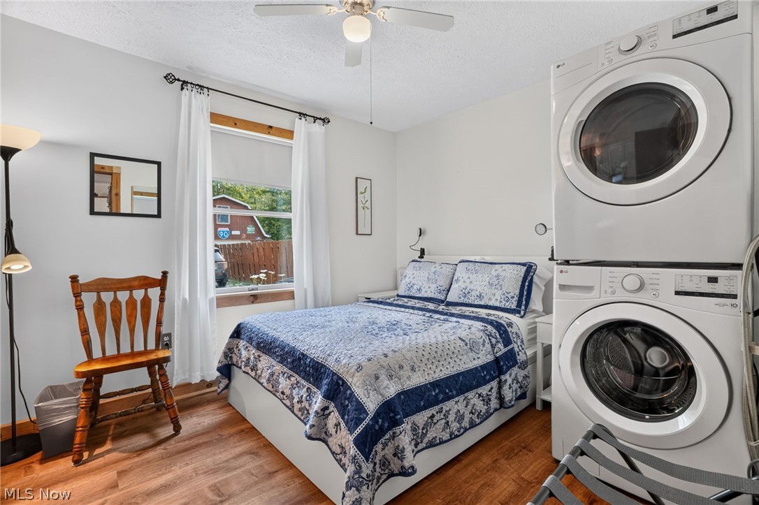 5158 University Drive Geneva OH 44041