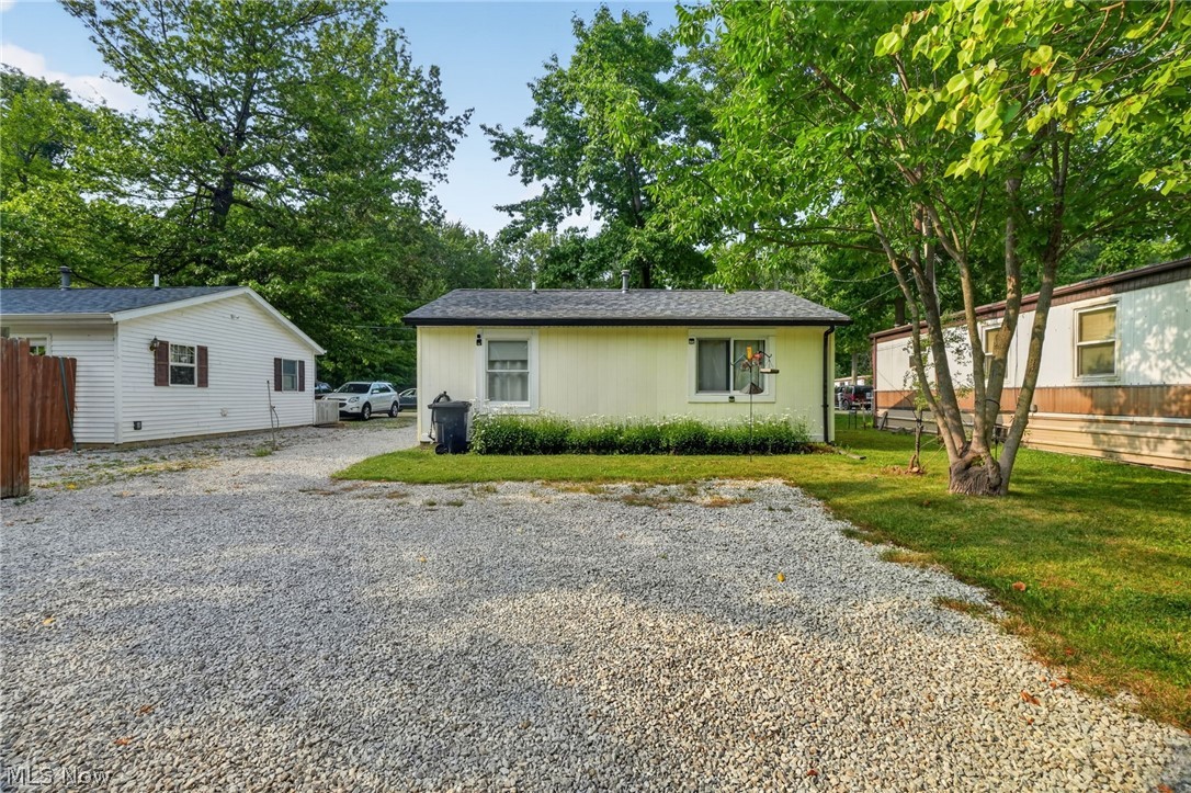 5158 University Drive Geneva OH 44041
