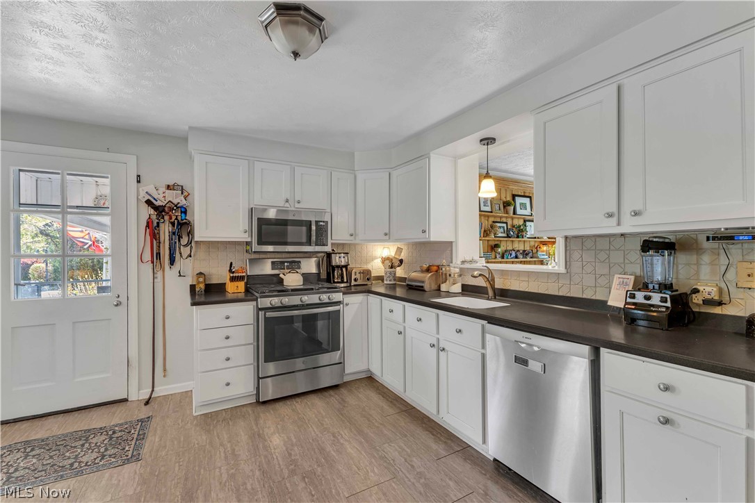 28405 Lincoln Road Bay Village OH 44140