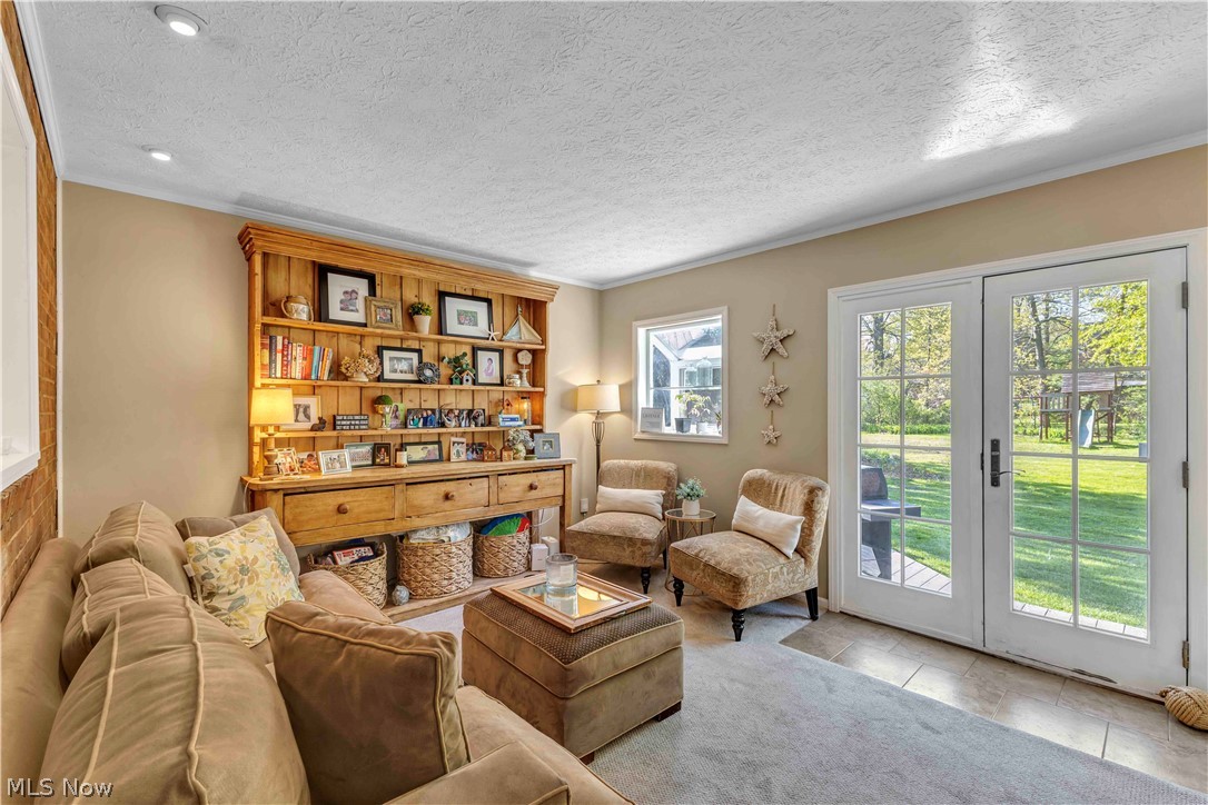 28405 Lincoln Road Bay Village OH 44140