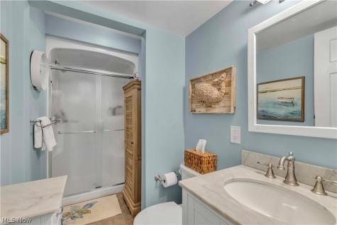 28405 Lincoln Road Bay Village OH 44140