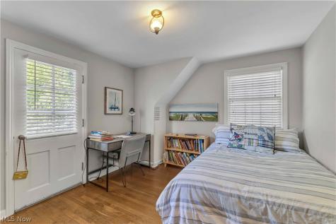 28405 Lincoln Road Bay Village OH 44140