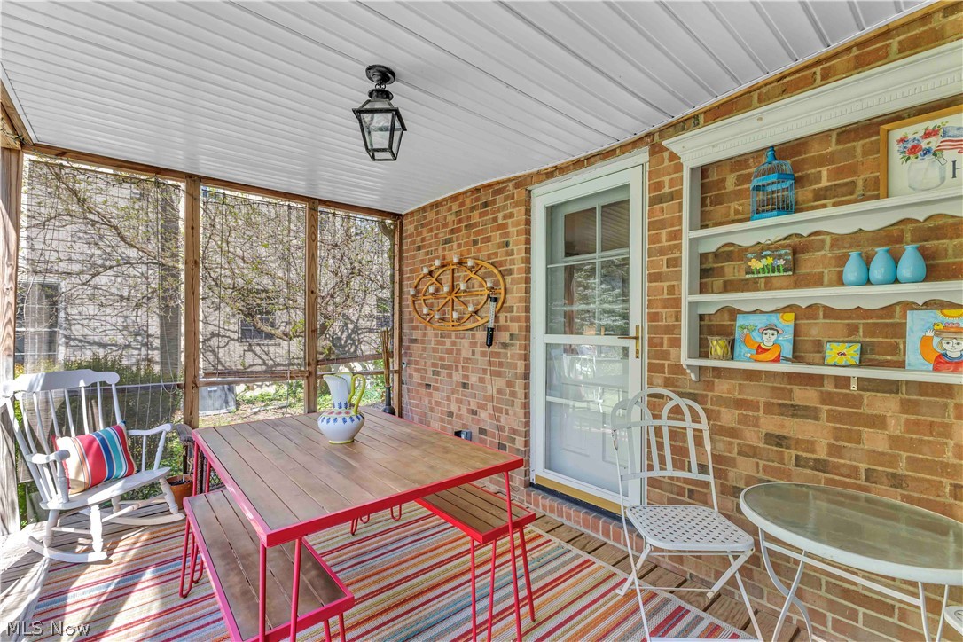 28405 Lincoln Road Bay Village OH 44140