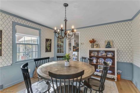 28405 Lincoln Road Bay Village OH 44140