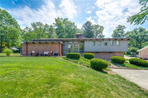 1241 Burd Avenue NE Massillon OH 44646