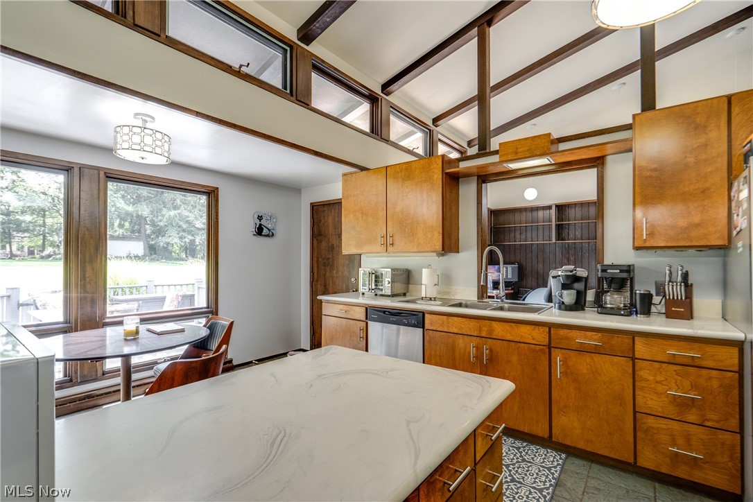 1241 Burd Avenue NE Massillon OH 44646