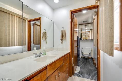 1241 Burd Avenue NE Massillon OH 44646