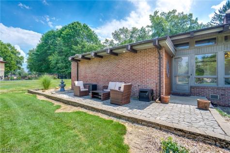 1241 Burd Avenue NE Massillon OH 44646