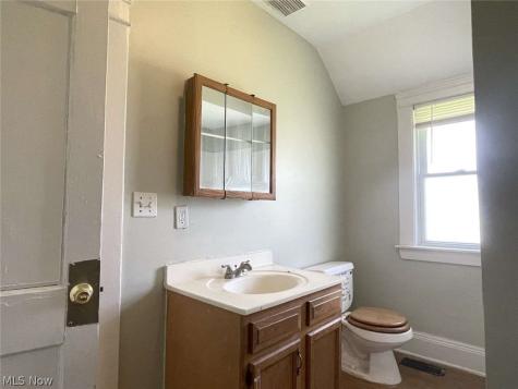 10301 Dickens Avenue Cleveland OH 44104