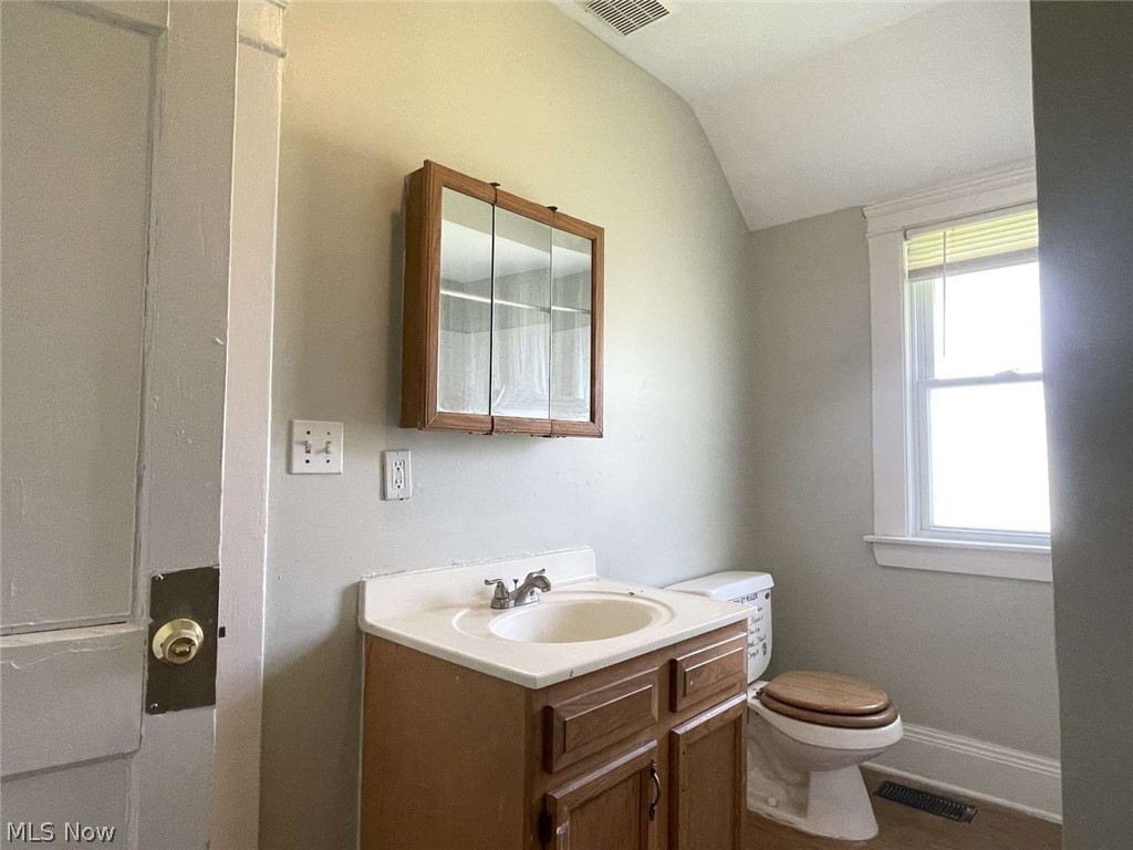 10301 Dickens Avenue Cleveland OH 44104