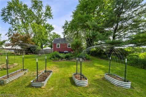 4927 Newton Falls Road Ravenna OH 44266