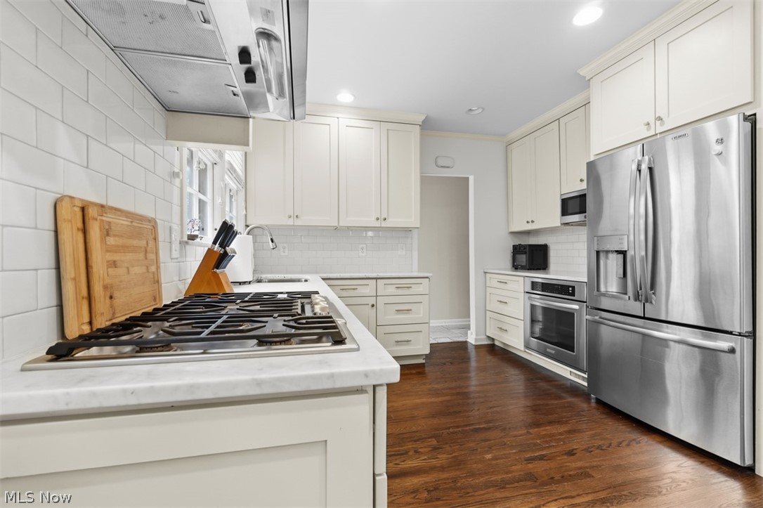 16819 Holbrook Road Shaker Heights OH 44120