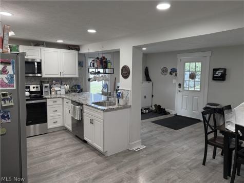 1053 N Carpenter Road Brunswick OH 44212