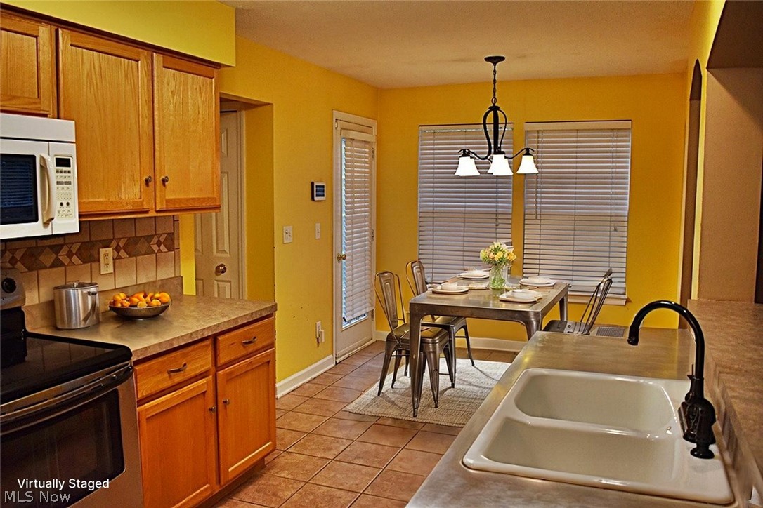 7816 Benton Lane Hudson OH 44236