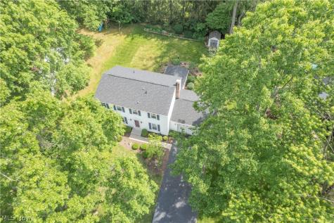 6890 Waltham Street NW Canton OH 44708