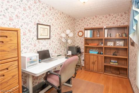 6890 Waltham Street NW Canton OH 44708