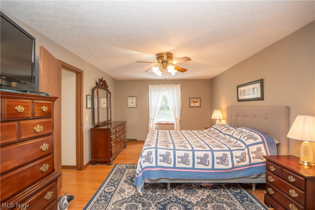 6890 Waltham Street NW Canton OH 44708